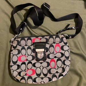 Coach designer shoulder bag. Light grey color.